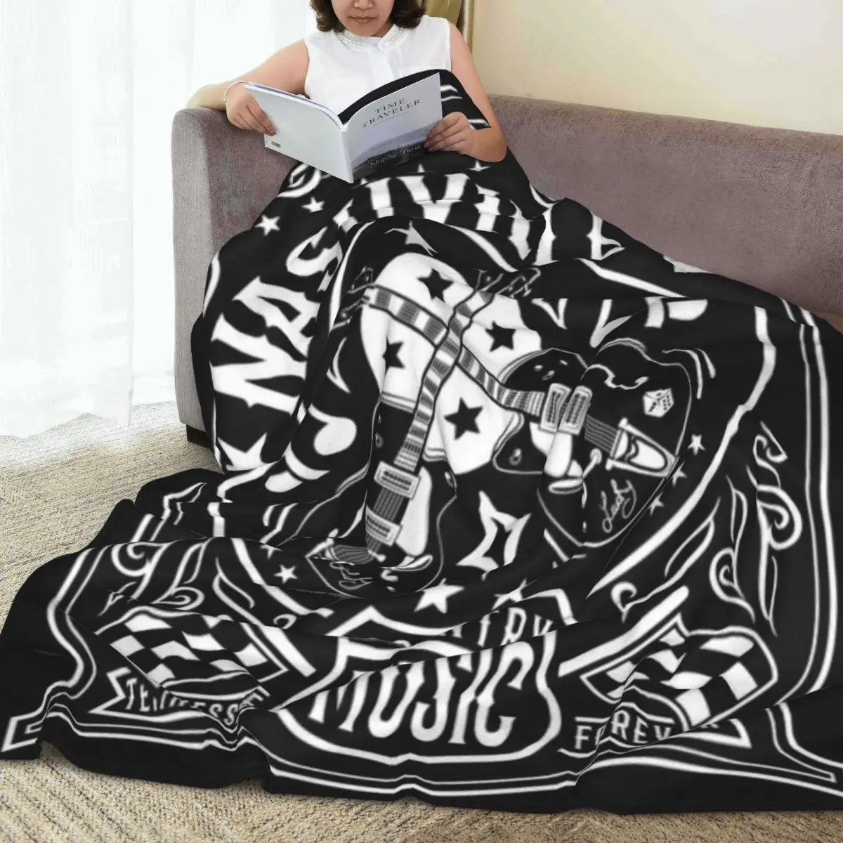 Throw Blanket Nashville Tennessee Vintage Rockabilly Guitars Micro Fleece Blanket Retro Warm For Bedroom AntiPilling Blanket