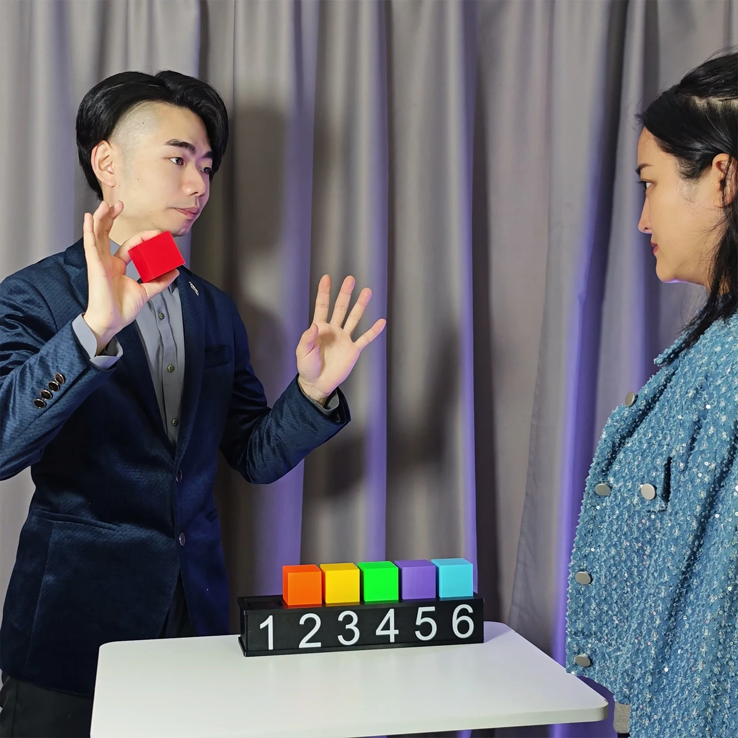 Geistige Farbe Match Cube Zaubertricks Gedanken Lesen Farbe Vorhersage Magia Close-up Bühne Illusionen Gimmicks Mentalismus Requisiten