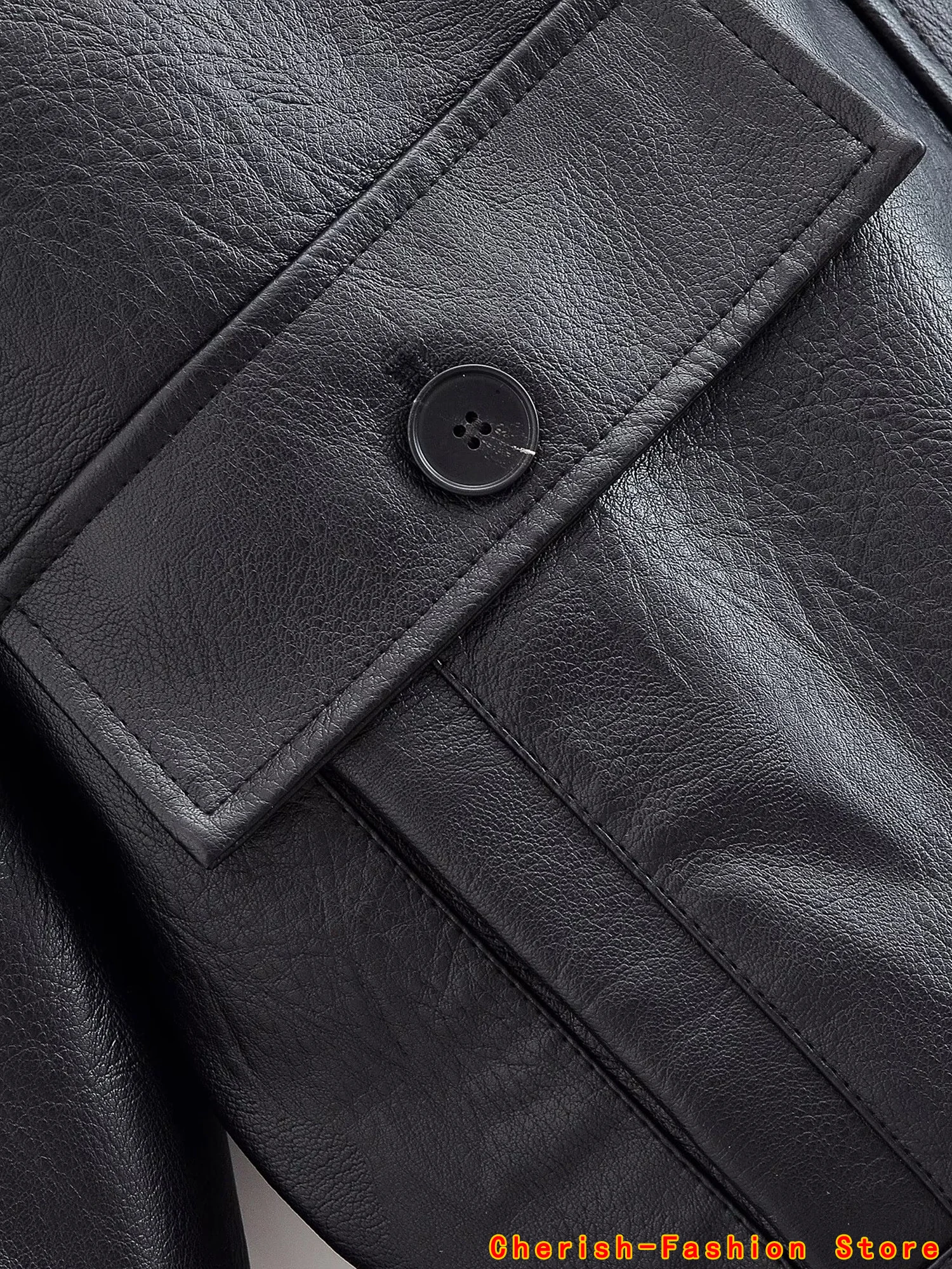 Giacca in pelle nera da donna 2025 Nuova primavera autunno moto Cappotto di marca con colletto alla coreana in pelle retrò americana di grandi dimensioni