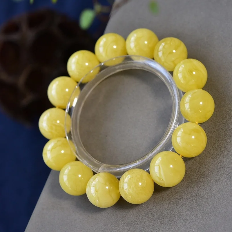 

Russian Material Wax Single Circle Bracelet Full White Flower Honey Chicken Oil Yellow Floating 15m