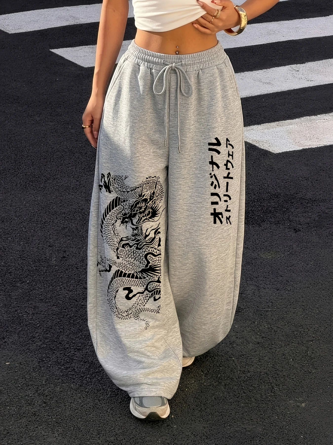 Women's Dragon Print Fleece Sweatpants for Autumn and Winter Warm Casual Loose Stylish and Versatile Streetwear Trendy