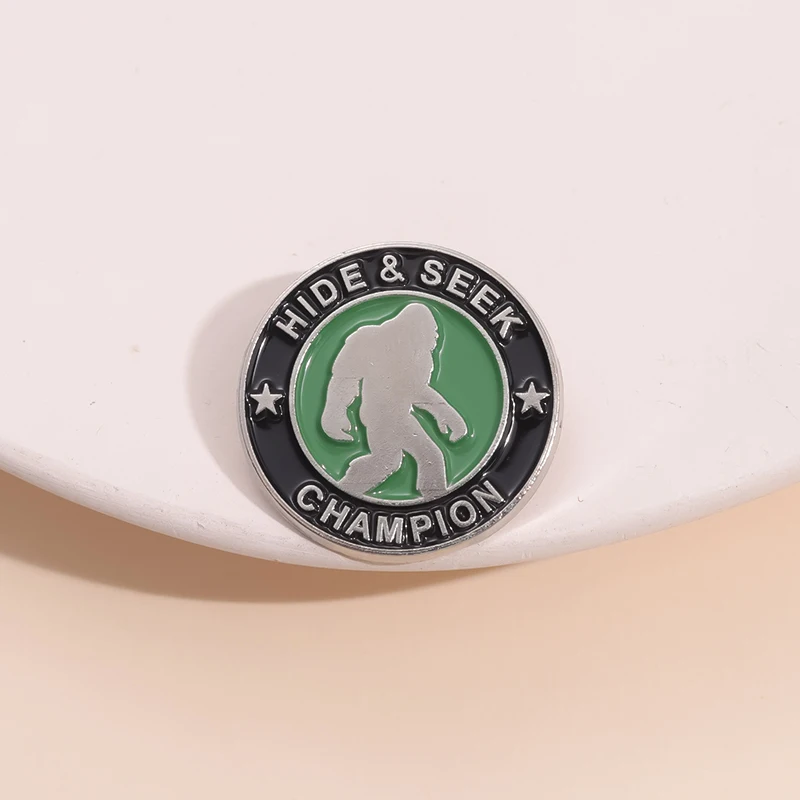 Cartoon Circular Character Enamel Pins Funny Hide Seek Wild Man Brooches Clothes Collar Lapel Badge Backpack Hat Wholesale Gift