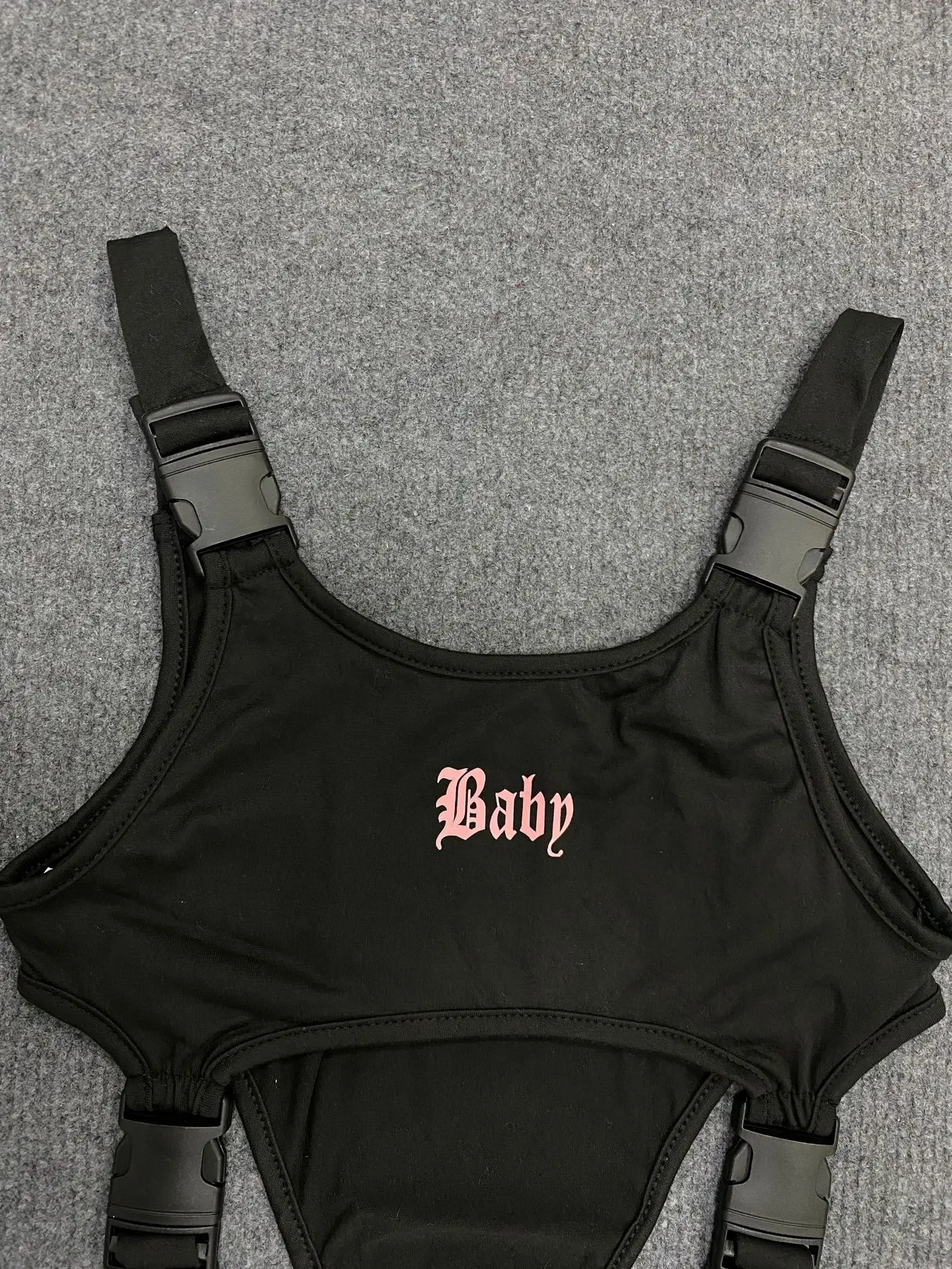 2026 Neuer Einfarbiger Jumpsuit mit Buchstaben-Print und Schnallenriemen, Modischer Freizeitanzug für Damen, Sexy Spicy Girl Kleid für Party und Date, Nischen-Trend Y2K – Detail 8