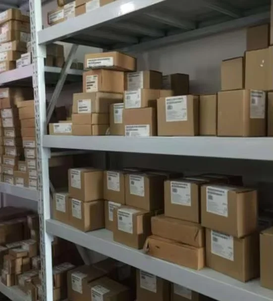 Original Brand New LEUZE DCR 200i , 202i-FIX-M2-10 2-R3-P P/N: 50135658 2D Code 2 for PLC