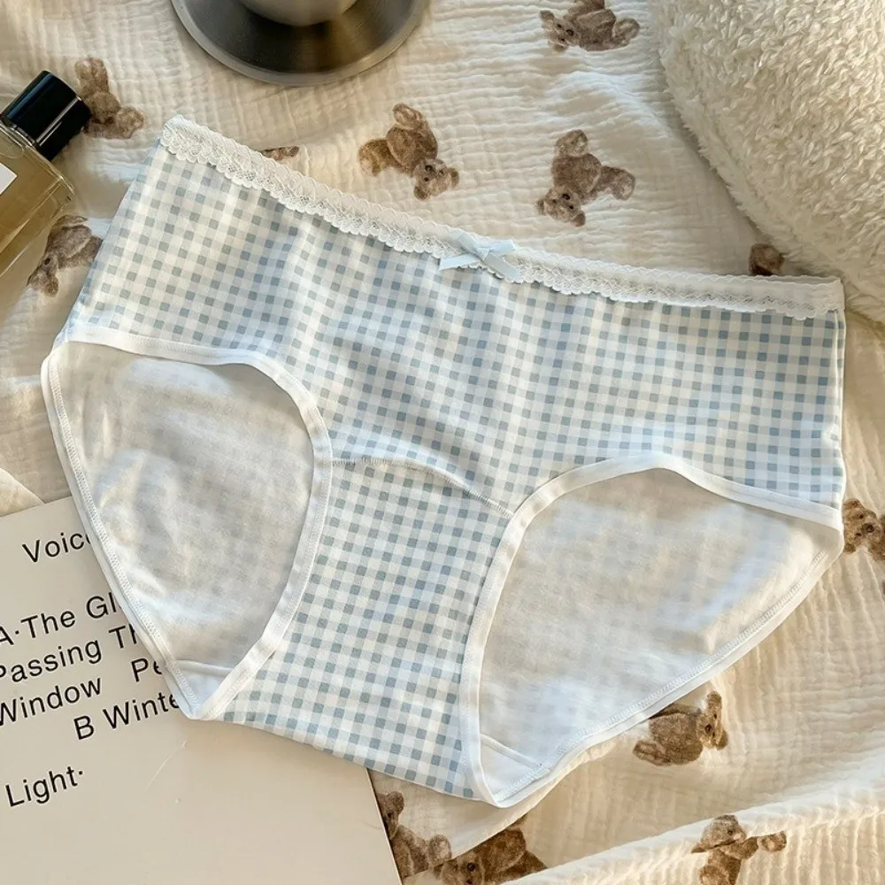 Fresh style Soft Cotton Panties Breathable Elastic Fashion Briefs Comfortable Low Waist Panties Casual