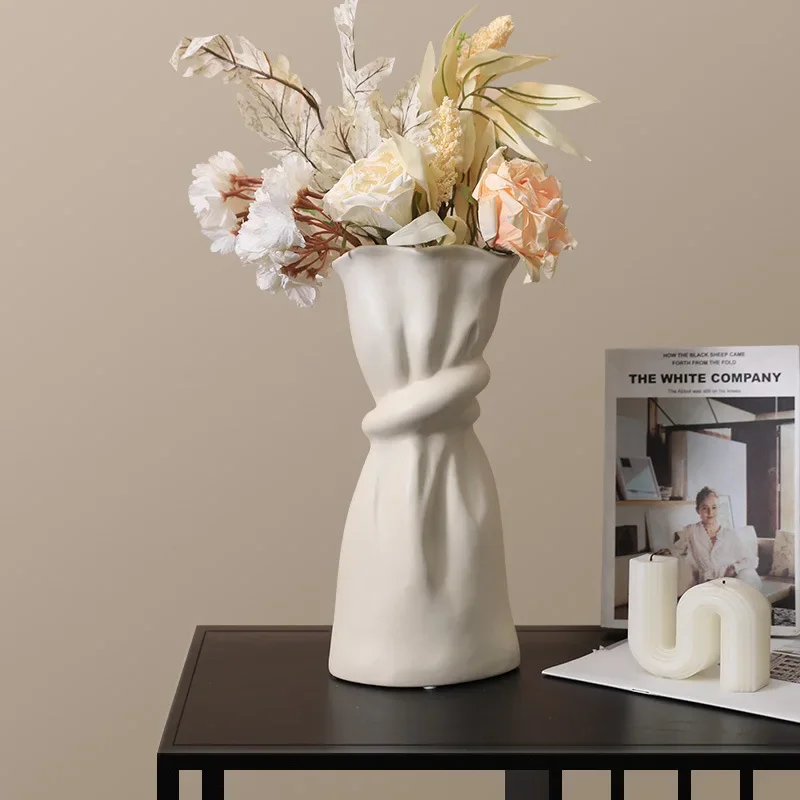 Abstract Rope Knot Shaped Vase Ceramic Handicraft Arrangement Container Vases Decoration