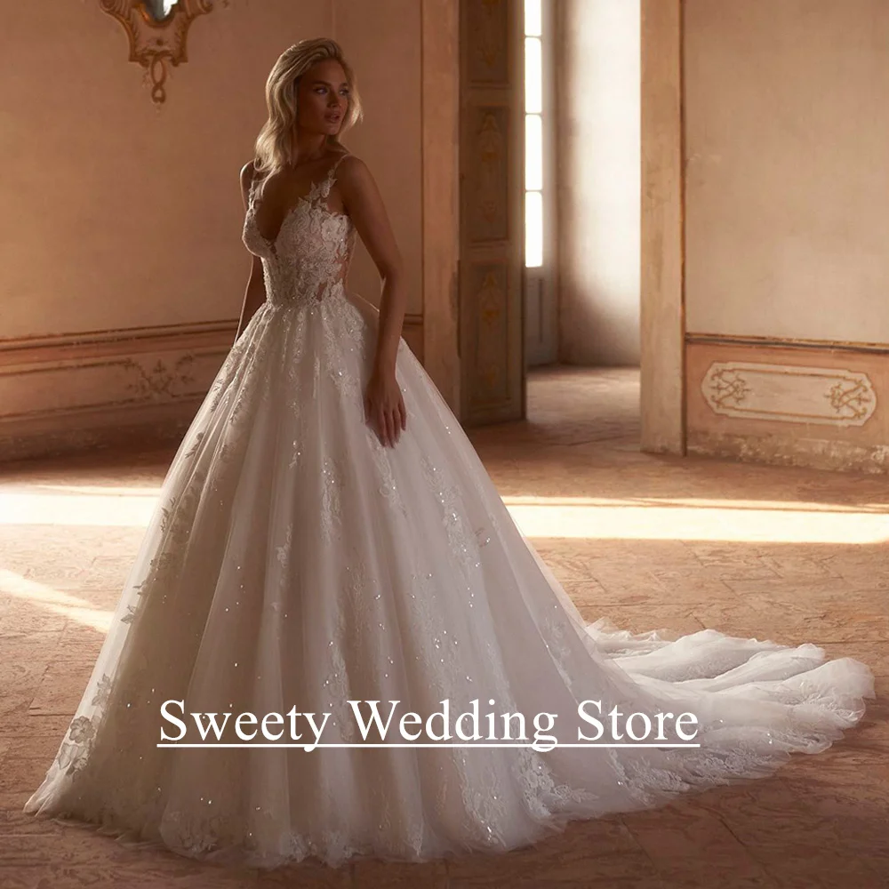Ballkleid-Hochzeitskleid für die Braut, maßgeschneidertes V-Ausschnitt, ärmellose Pailletten-Applikation, durchsichtiges Brautkleid, Robe Mariee