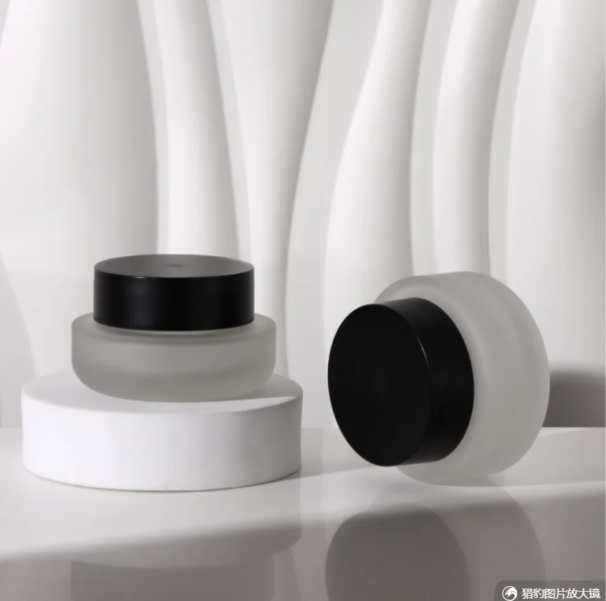 30ml-120ml フロストガラスボトル 白黒ポンプ セラム/ローション/エマルジョン/ファンデーション/エッセンス 化粧水 スキンケア 化粧品容器