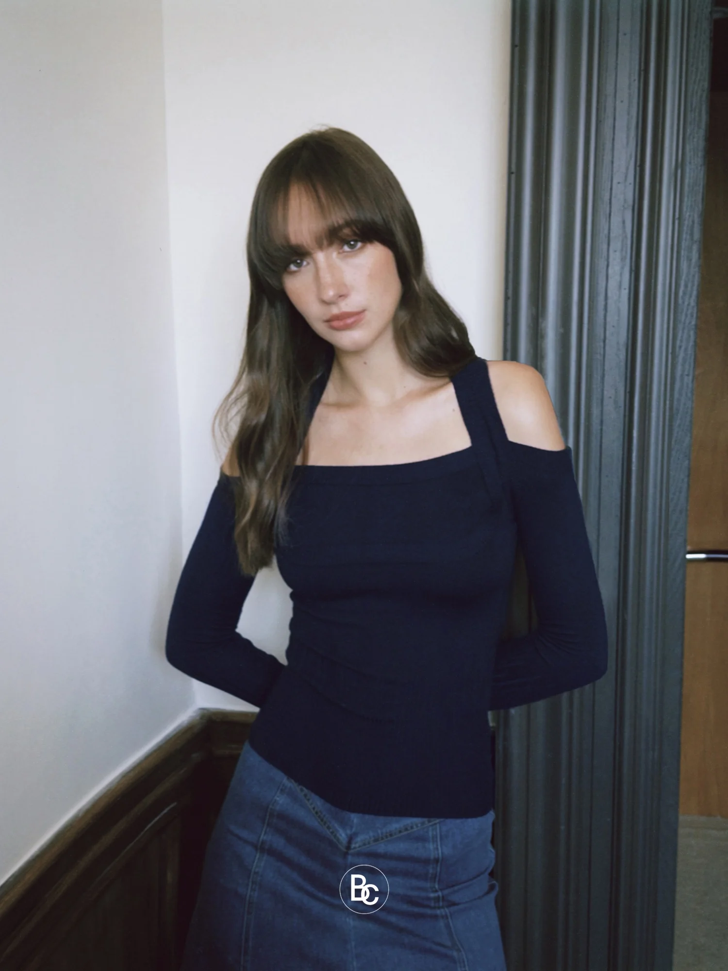 

Эластичный вязаный плотный темно-синий длинный свитер Betchow, однотонный базовый свитер irt для поездок на работу, простой дизайн, женский трикотаж