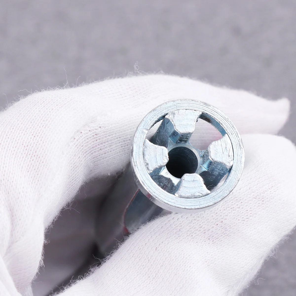 

Wire Twisting Tool 1.5-2.5 Square Compact Portable Non-Peeling Electrical Connector for Drill Easy Hand Or Machine Operation