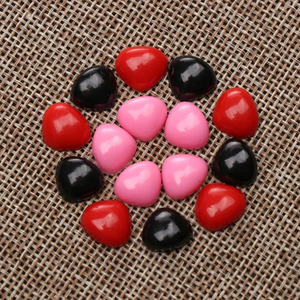 Nuovo 100 pezzi di plastica triangolo naso per bambole giocattoli bambola fai da te NosesFor orso bottoni bambole giocattolo accessori accessori naso di sicurezza fai da te