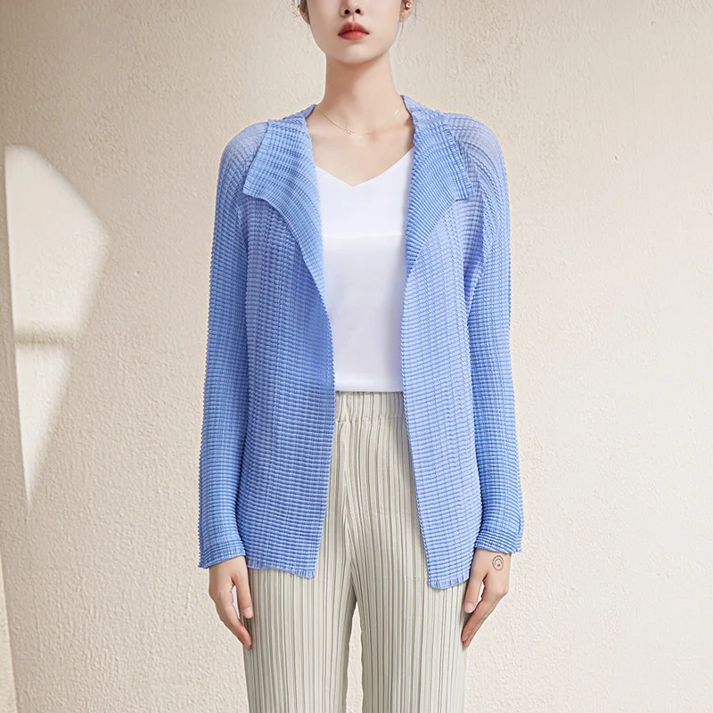 

Jacket Women Summer 2023 Stretch Miyake Pleated Turn Down Collar Long Sleeved Solid Color Cardigan For Female Weight 45-70kg