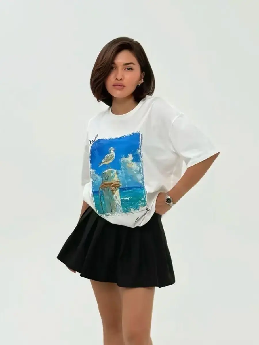 Artistic Seagull Print Cotton Tee - Women's Casual Oversized Short Sleeve T-Shirt for Summer Chic Russian Fashion Lady Holiday