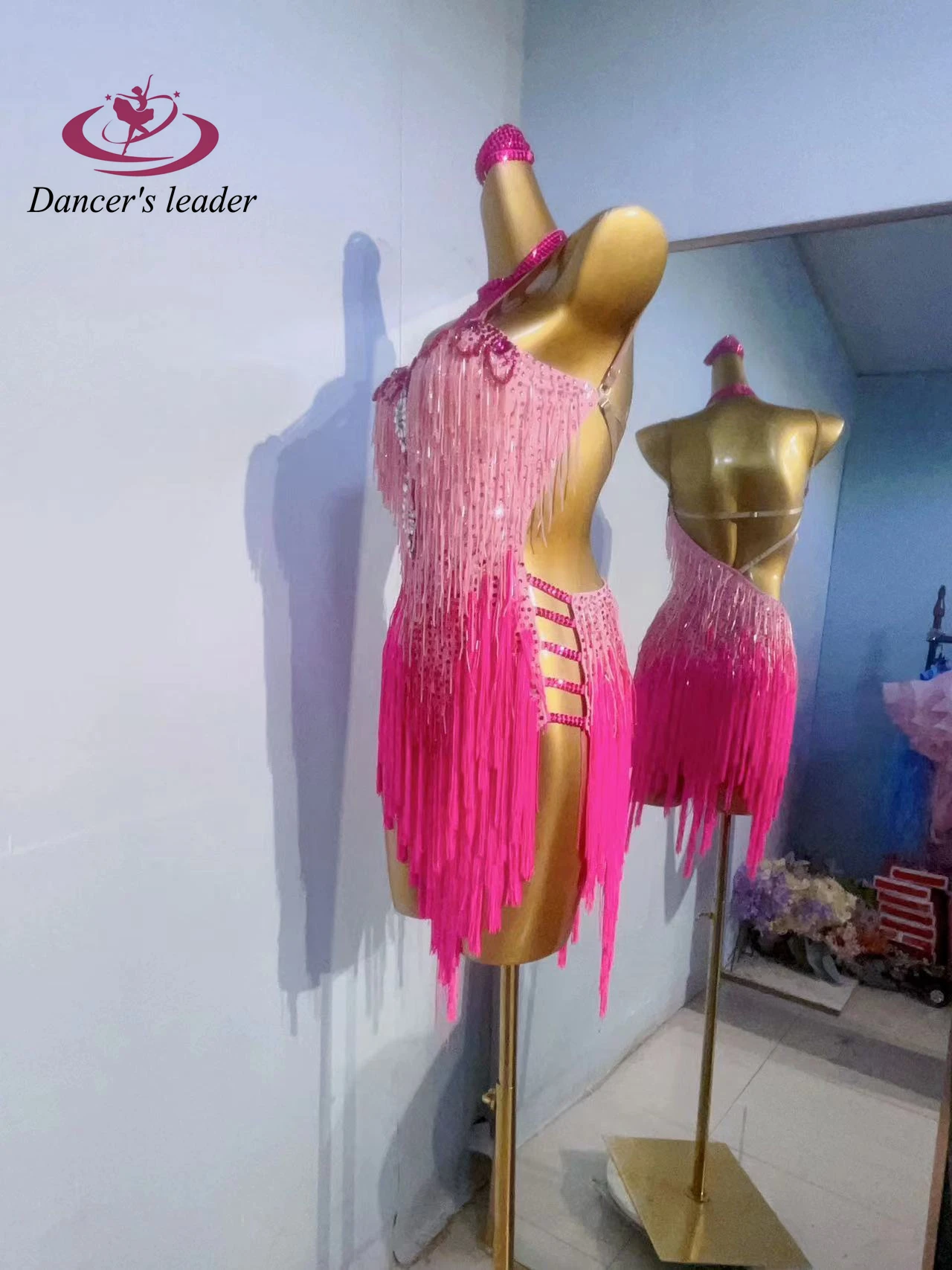 Palcoscenico di danza latina strass da donna di fascia alta personalizzato rosa nappa fiore abbigliamento americano Samba abbigliamento vestito