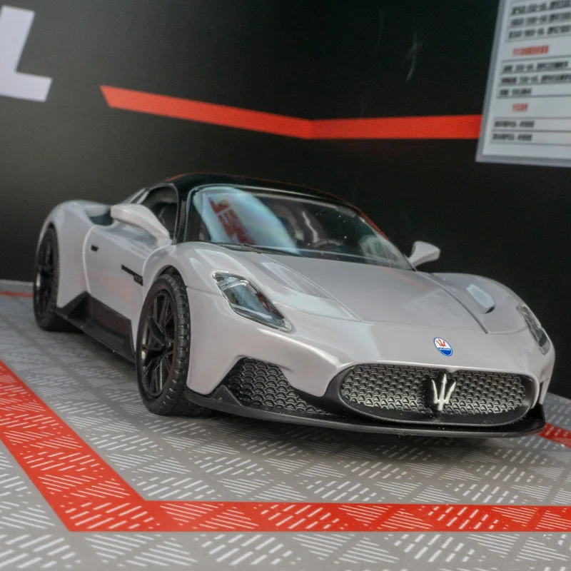 1:22 Maserati MC20 liga supercar modelo portas de carro e capô do motor tronco pode ser aberto com funções de som e iluminação