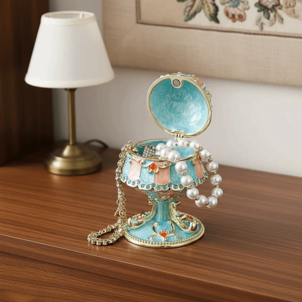 

Luxury Enamel Enamel Jewelry Box Hand-Painted Enamel Metal Diamond European Style Jewelry Case Exquisite Design