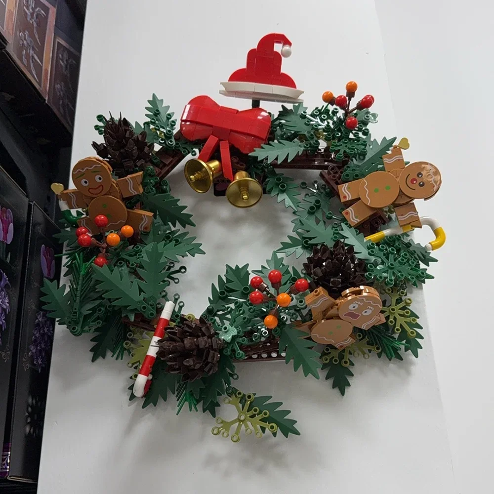 MOC Christmas Wreath  Model Building Blocks Set Eucalyptus Wreath Decorated House Bricks Puzzle DIY Toys Children Holiday Gifts