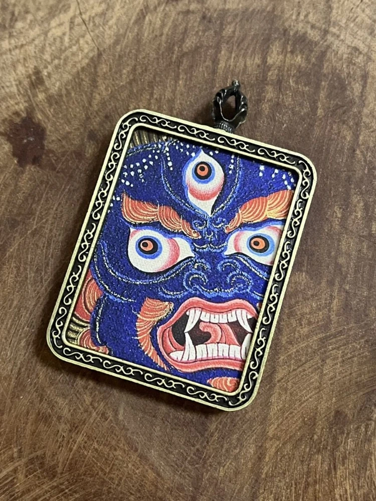 Thangka pendant necklace Chinese zodiac gifts for boyfriends and girlfriends.