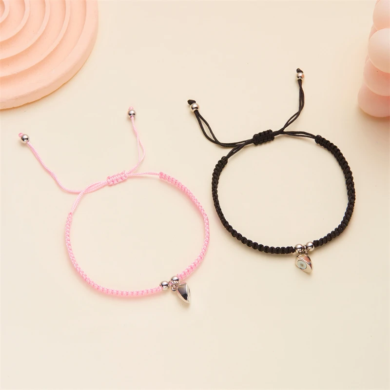 2 Stück einfache handgemachte Paar Armband für Frauen romantische Herz magnetisch passende Armband Charme Bestie Freundschaft Schmuck Geschenke – Detail 4