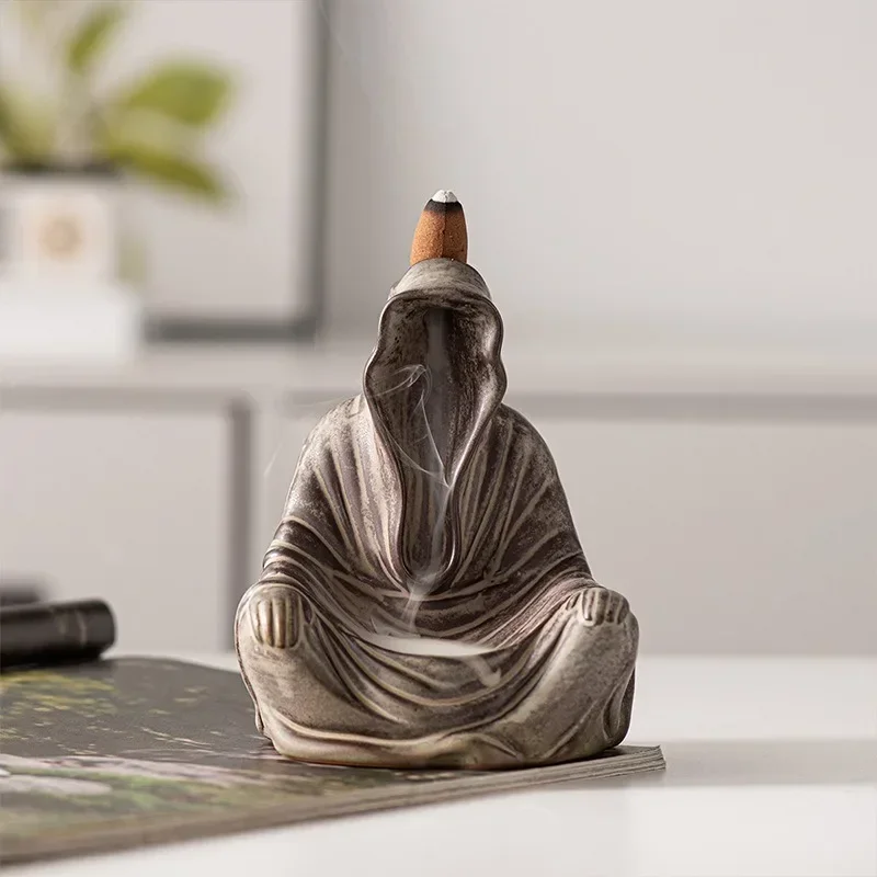 Nordic Classical Mysterious Man Ceramic Candlestick Middle Eastern Arab Decoration Living Room Desktop Aromatherapy Stove