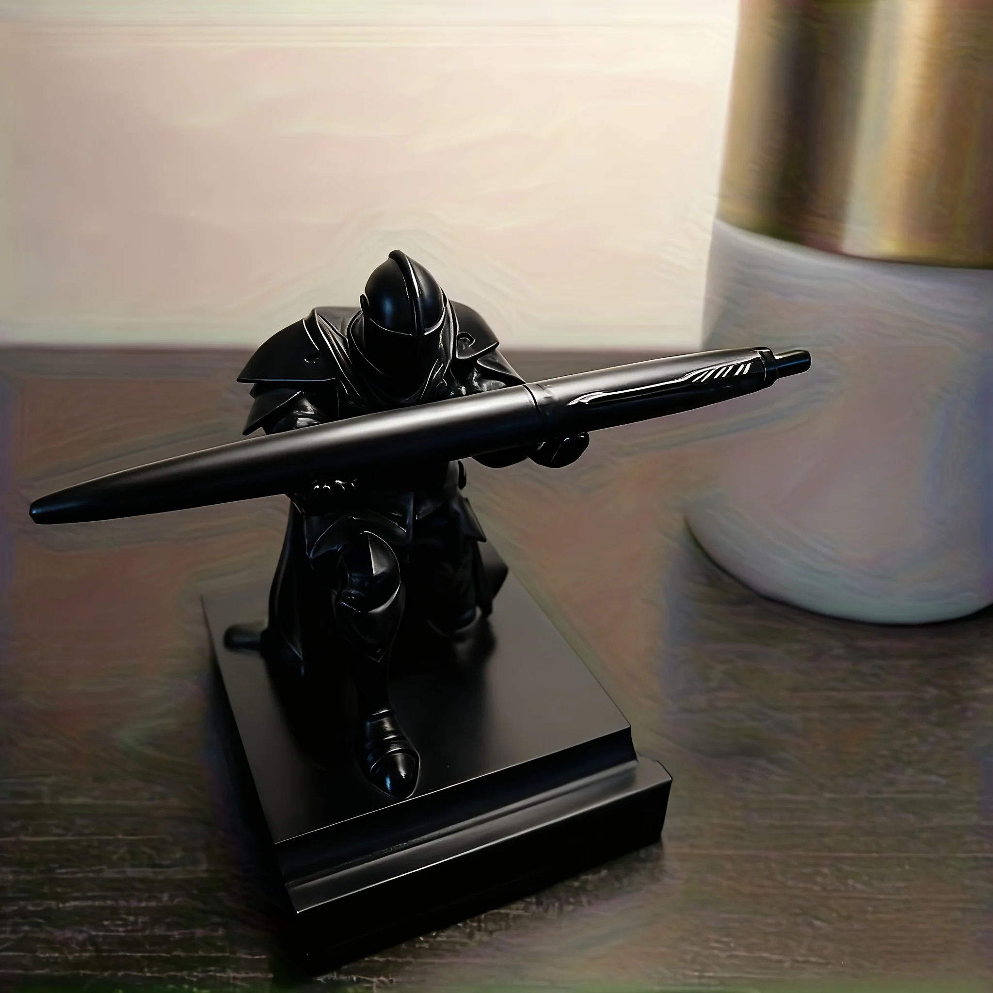 Medieval Knight Feather Pen Holder  - Historical Writing Tool, Suitable for Office Desk Decoration, Role-playing