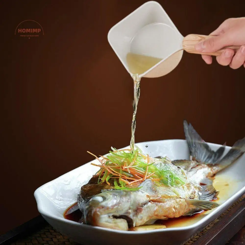

Cookware Non-stick Pouring Oil Pan Wood Handle V Shaped Diversion Milk Pot Deepened Square Sauce Pan Porridge