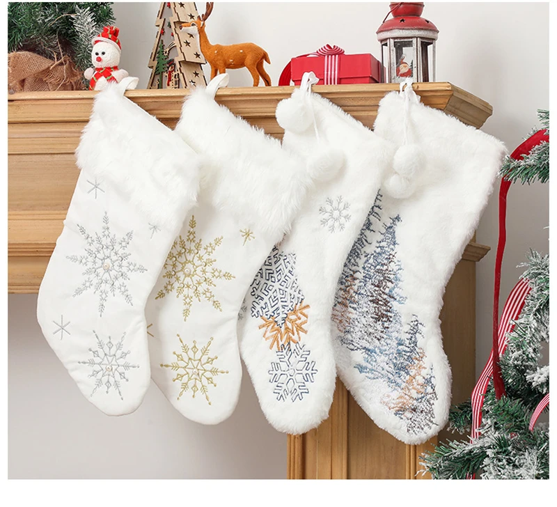 4 PCS Christmas Tree Socks Pendant Decorations Christmas Tree Snowflake Plush Stockings Christmas Stockings Gift Bag