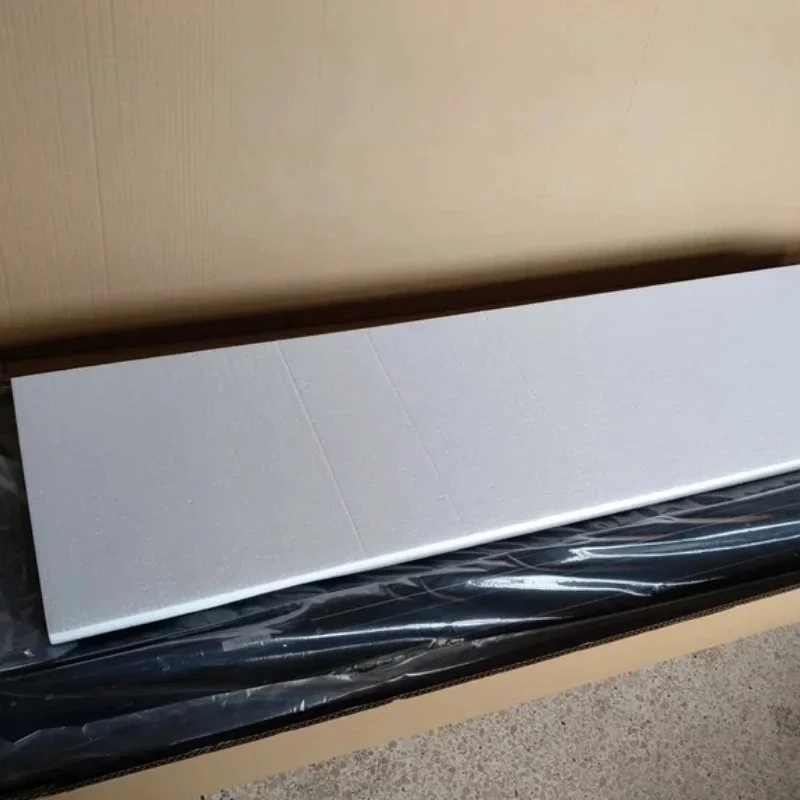 Factory Hot Sale High Quality Aluminum Hard Tri-Fold Tonneau Cover KV0 Ranger Hilux F0 Ram S -