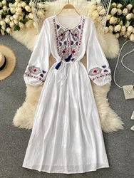 New Women's Bohemian Retro National Wind Embroidery Floral Tassel O-Collar Midi Bubble Puff Sleeve Female Vestidos  PL595