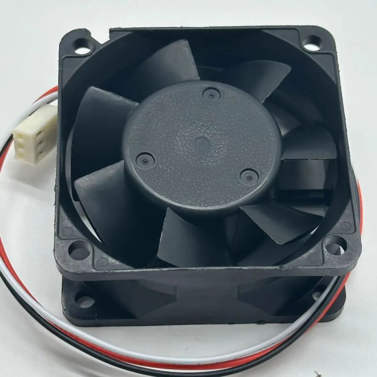 NMB-MAT 2410ML-04W-B29 L00 DC 12V 0.16A 60x60x25mm Server Cooling Fan