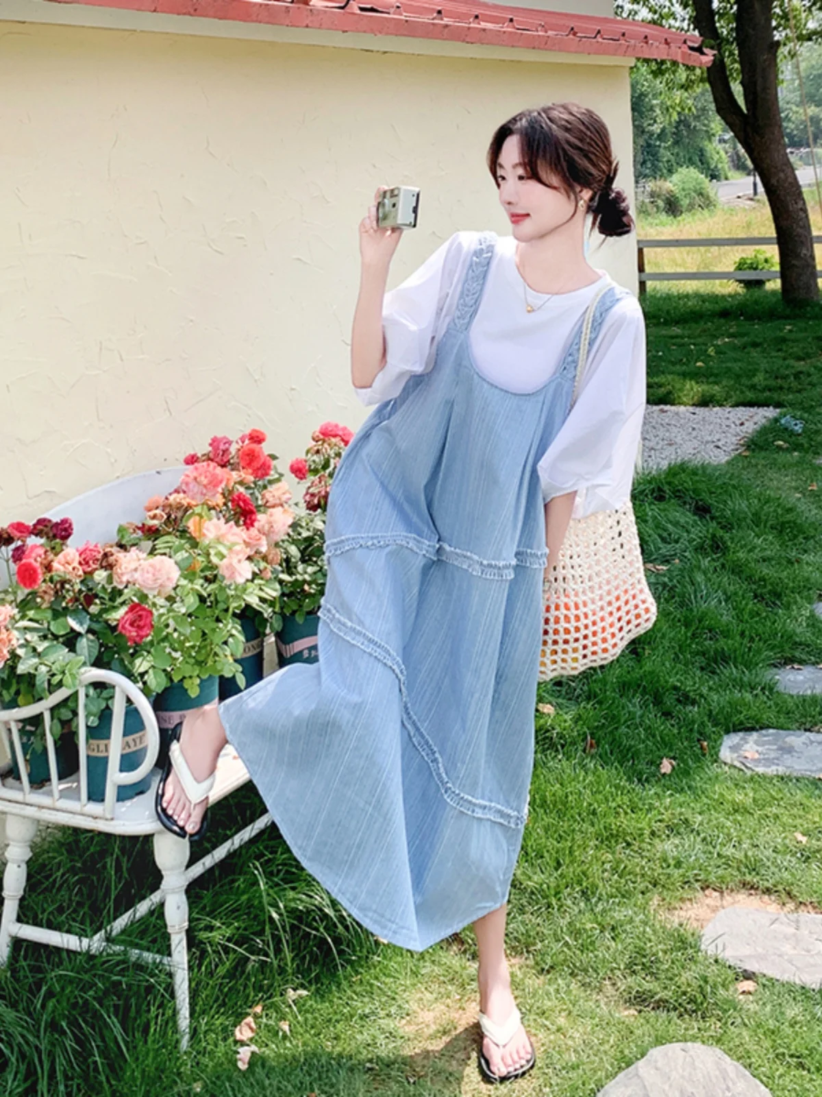 

Летний новый женский джинсовый комбинезон-юбка с эффектом похудения, свободный крой, длинная юбка, комплект из двух предметов, корейский стиль, с круглым вырезом и рукавами-фонариками