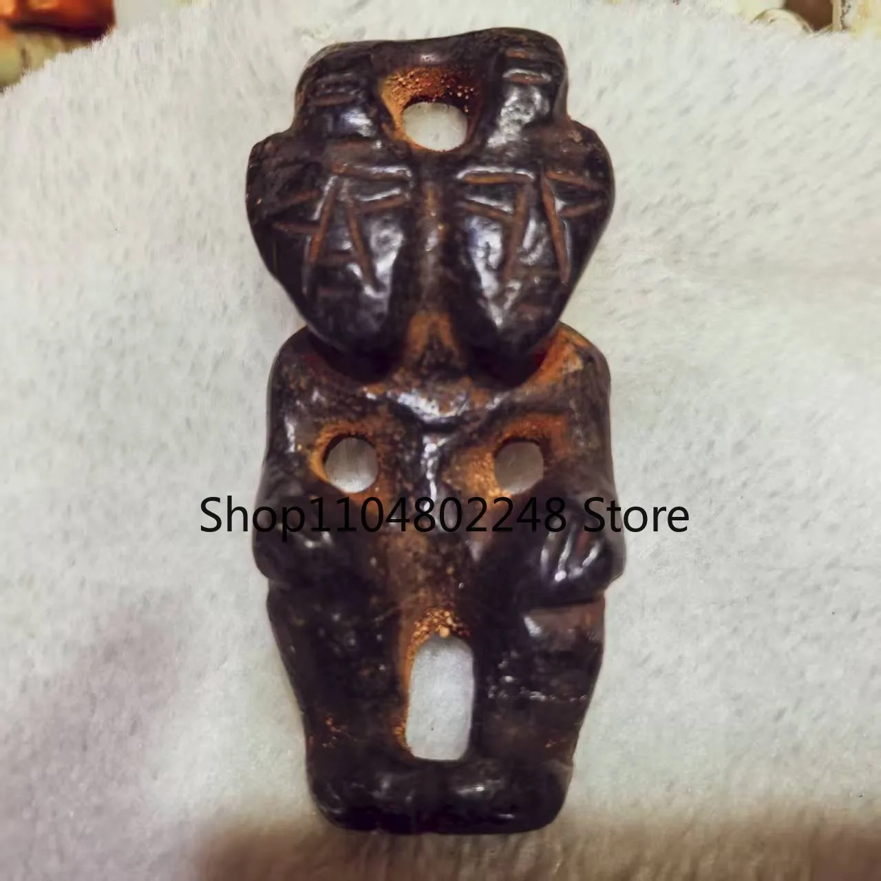 An unusual Double Headed Statue Pendant meteorite carving of Hongshan culture