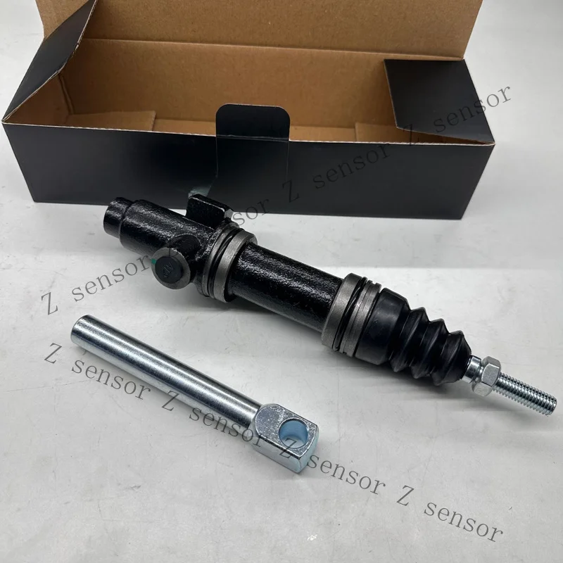 Главный тормозной цилиндр Z+ для тракторов Deutz-Fahr Agrotron DX 4.10, 4.30, 6.10, артикул 04367201
