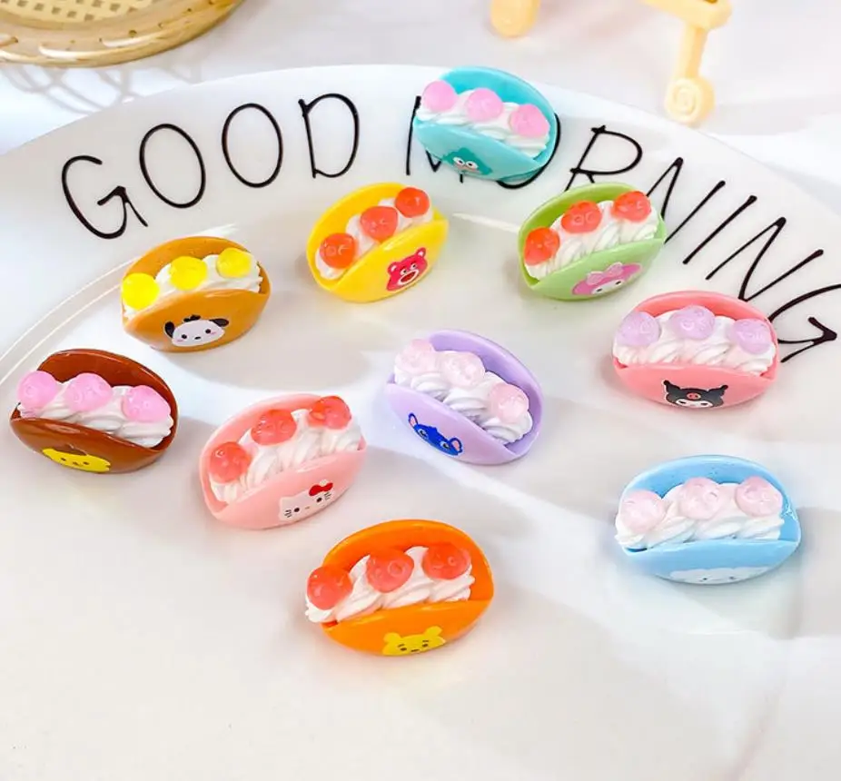 100pcs Kawaii DIY Fake Food Sanrio strawberry cake Resin Ornament Craft Play Doll House Accessories