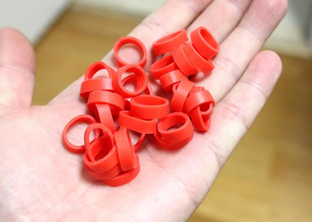 150Pcs Small Size Red Black White Elastic Tiny Rubber Bands For Packing Packaging