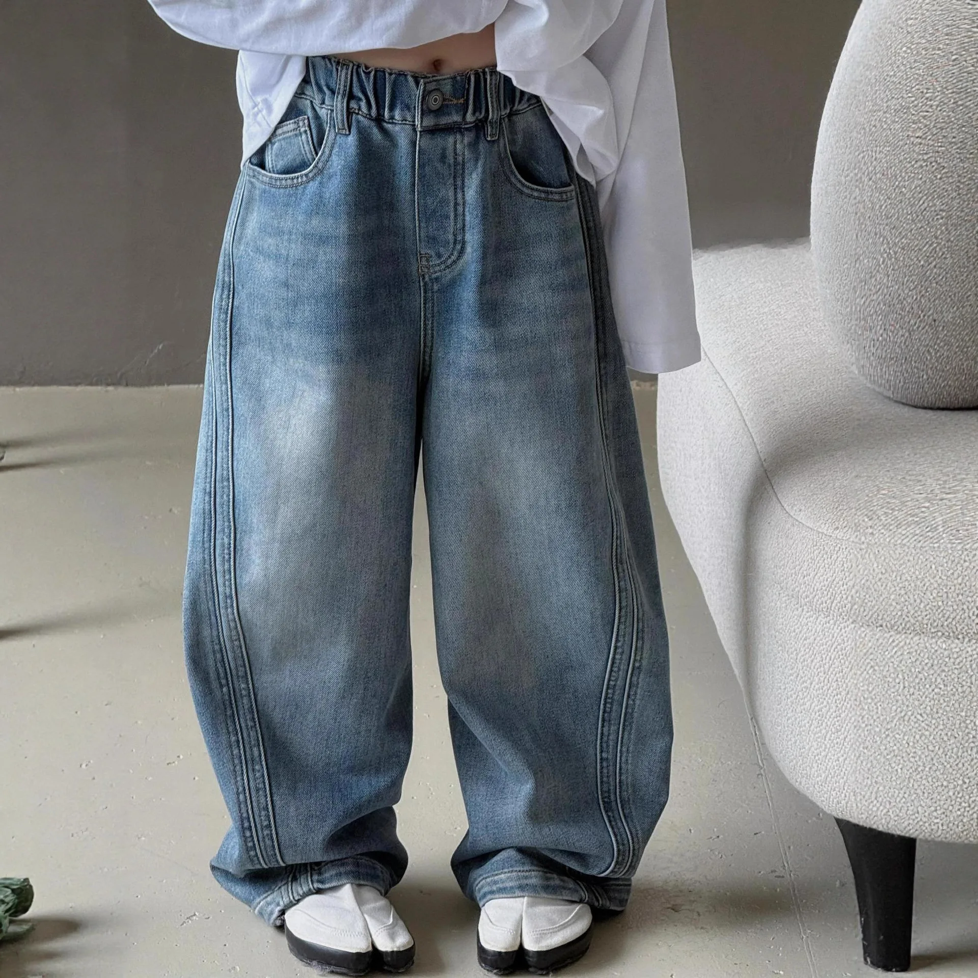 Boys Girls Jeans 2026 Autumn New Boys Light Blue Denim Pants Loose Korean Style Trendy Casual Trousers Soft Daily Fashion