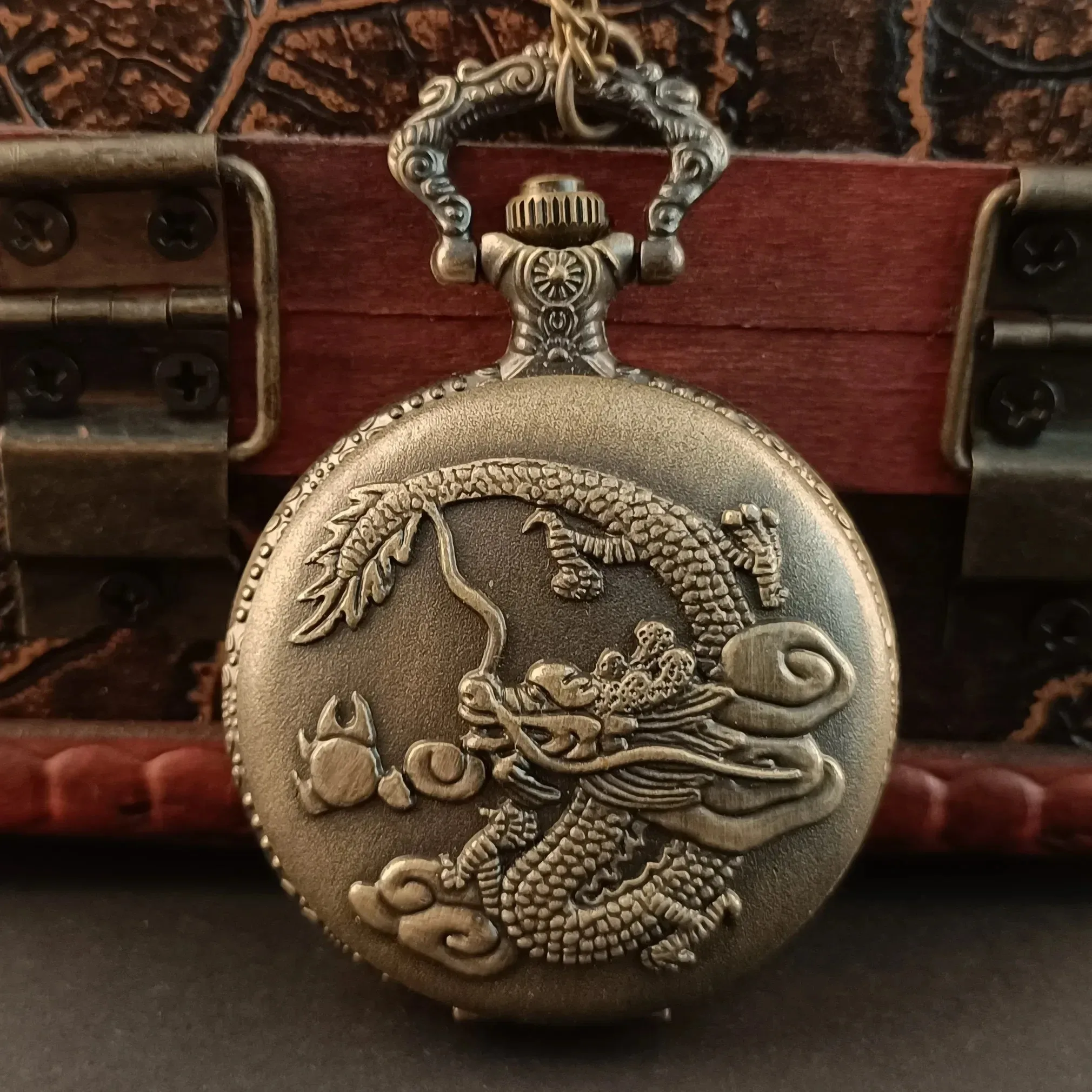 Steampunk Retro Half Hunter Dragon Design Pendant Pocket Watch Men Women Fob Chain Watches Clock Children Anniversary Gifts
