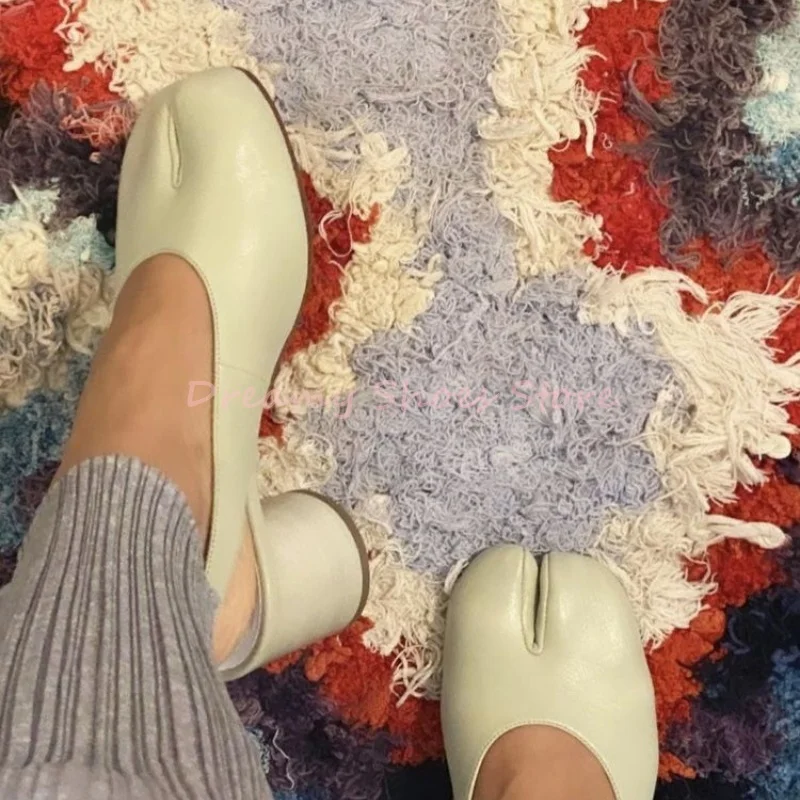 

Black Split Toe Round Heels Slingback Sandals Women Solid Shallow Buckle Strap High Heels Fashion Trendy Party Prom Causal Shoes