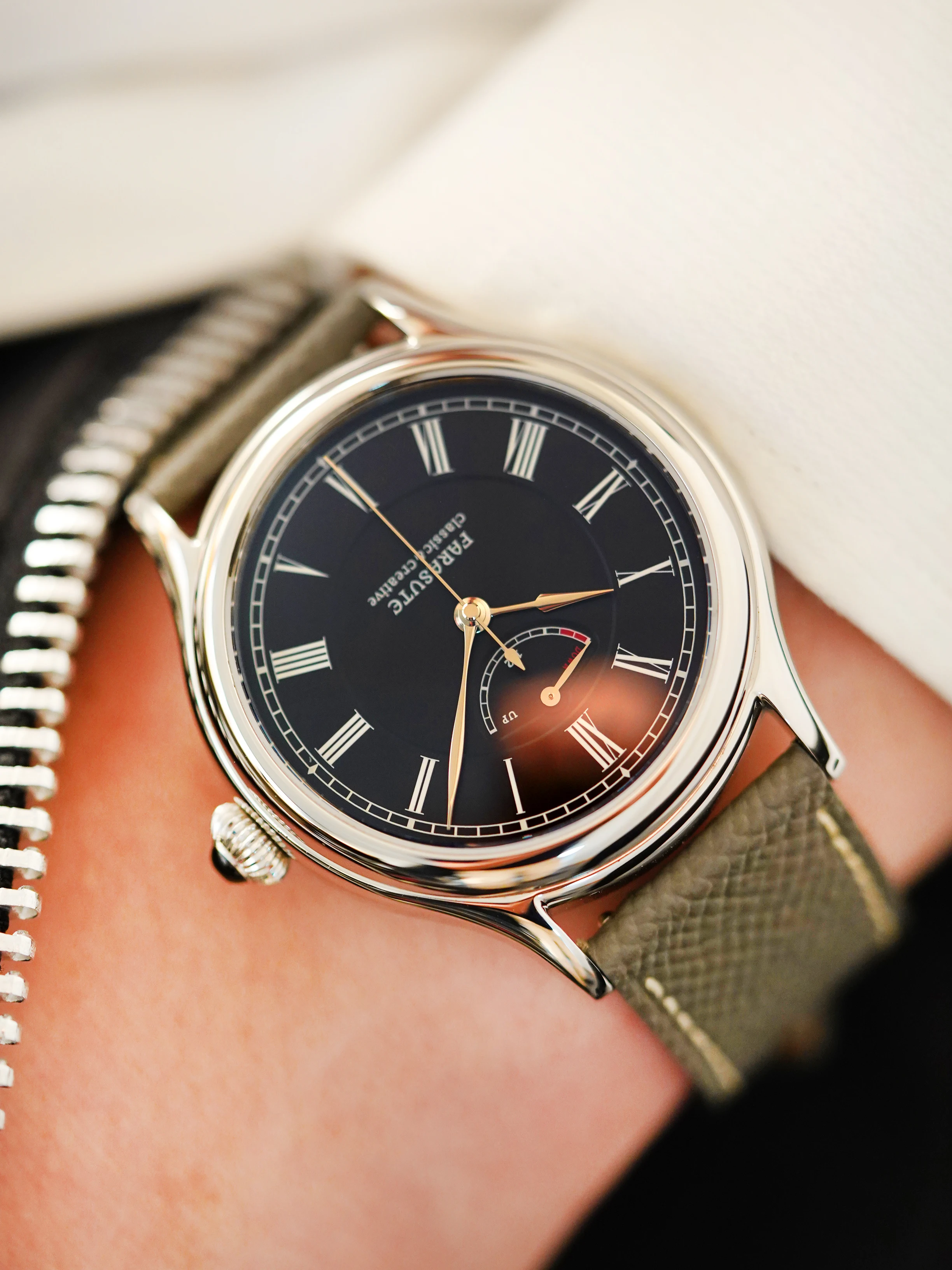 

Small seconds power reserve dynamic display manual mechanical watch thin men's thin pure mechanical watch