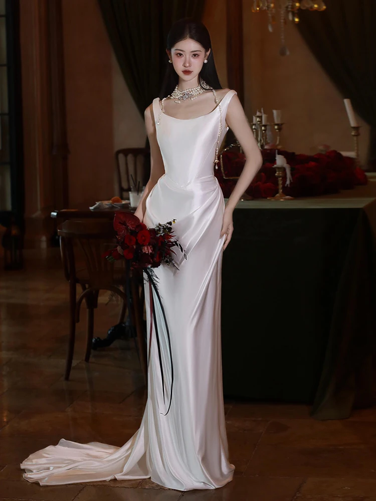 

Легкое атласное свадебное платье с шлейфом, простое и элегантное, с открытыми плечами, фасон «русалка», белое, для церемоний на открытом воздухе