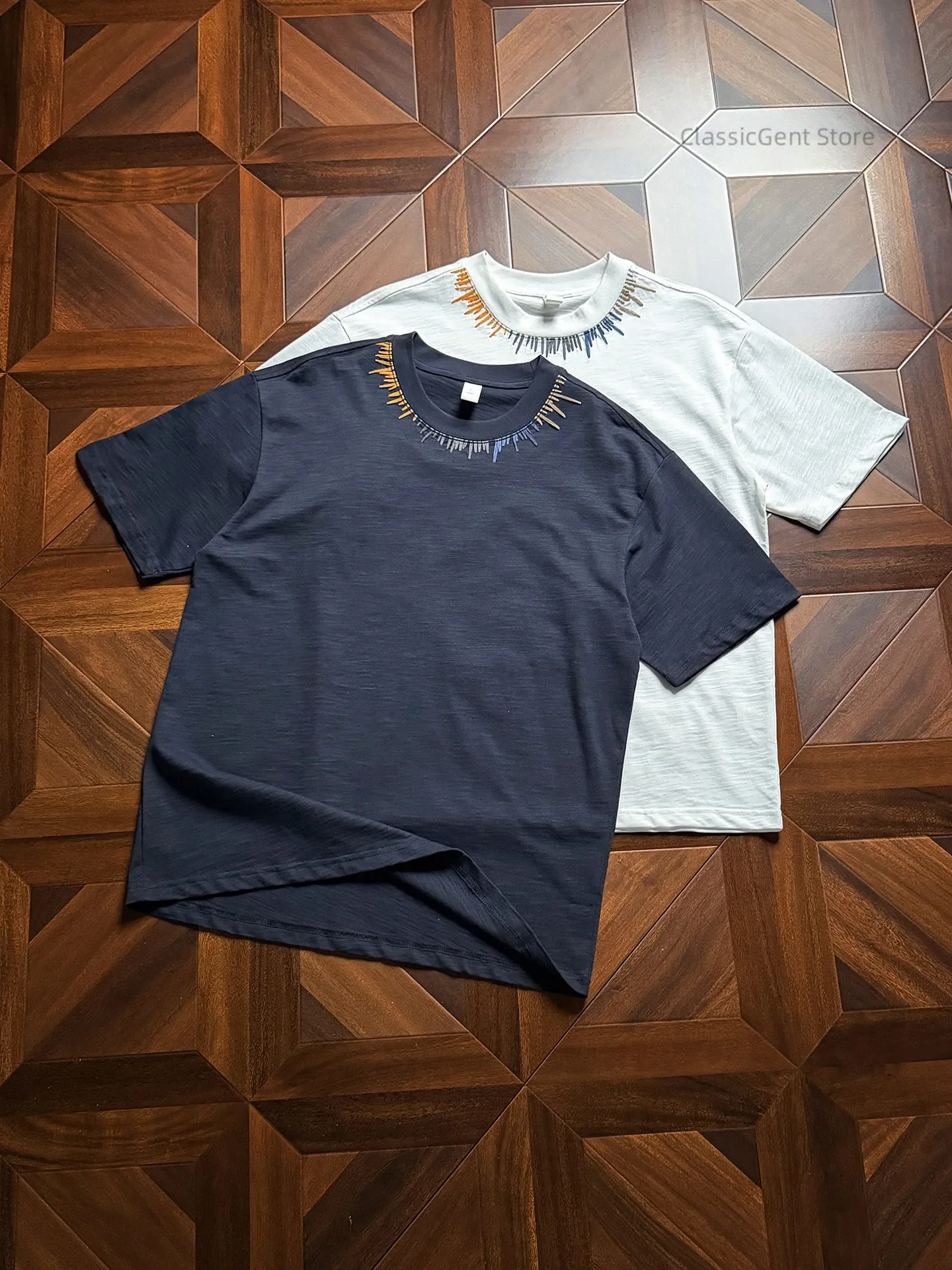 Harajuku bamboo cotton, skin-friendly and not sweaty, color embroidered 8.5OZ short-sleeved T-shirt at neckline