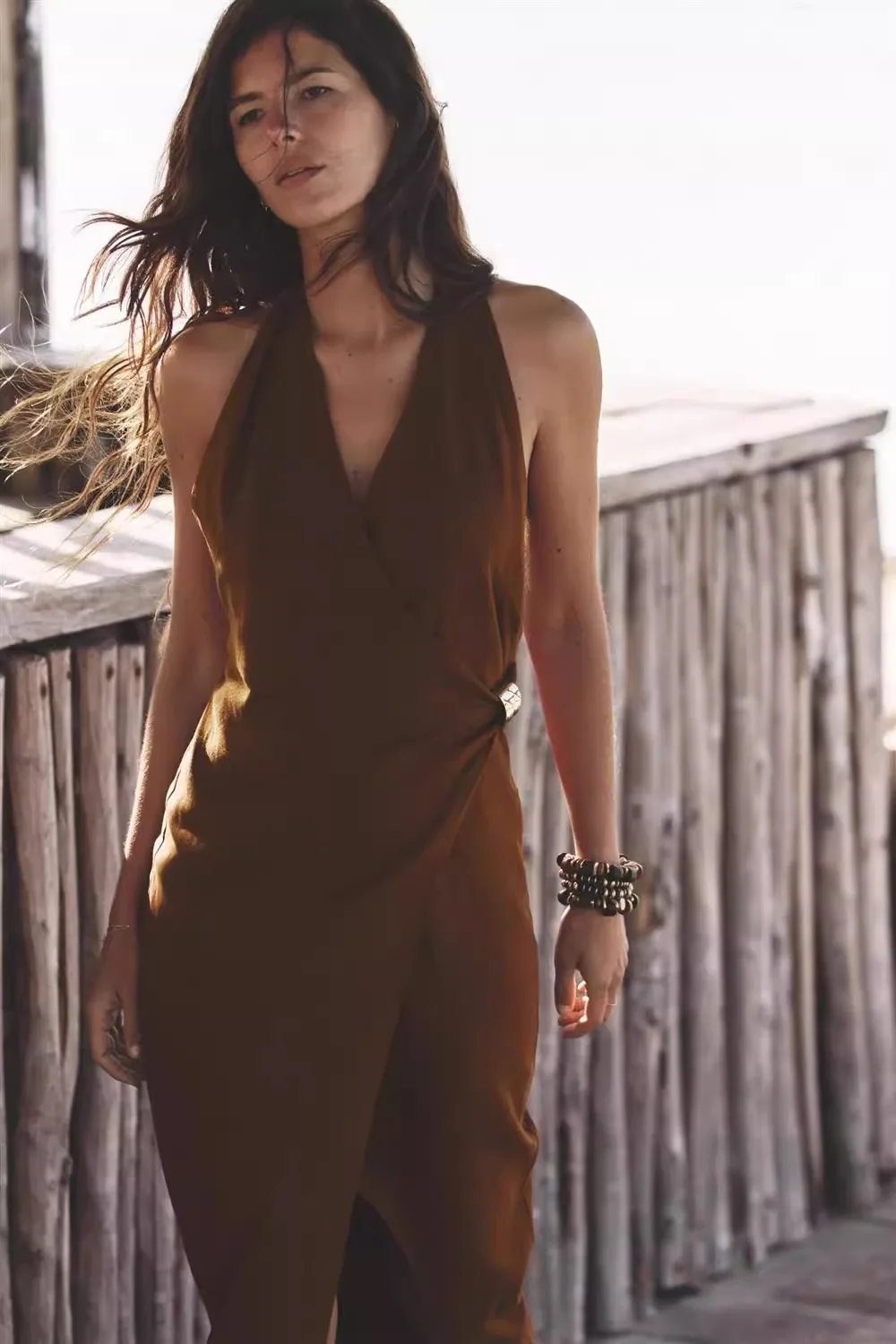 

Women's Dresses New Summer 2025 Halterneck Sleeveless Slit Midi Dress Gold Trim Design Sexy Open Back Personality Fashion