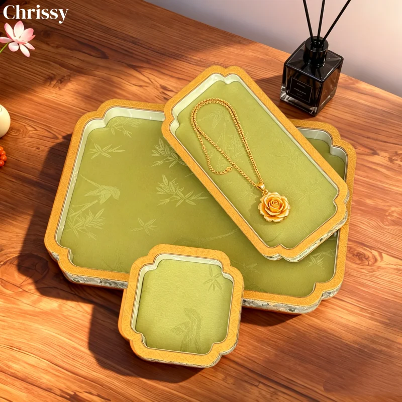 

Elegant Embroidered Velvet Tray, National Style Viewing Dish for Jade Carving & Bracelet, Multi-Purpose Storage Box
