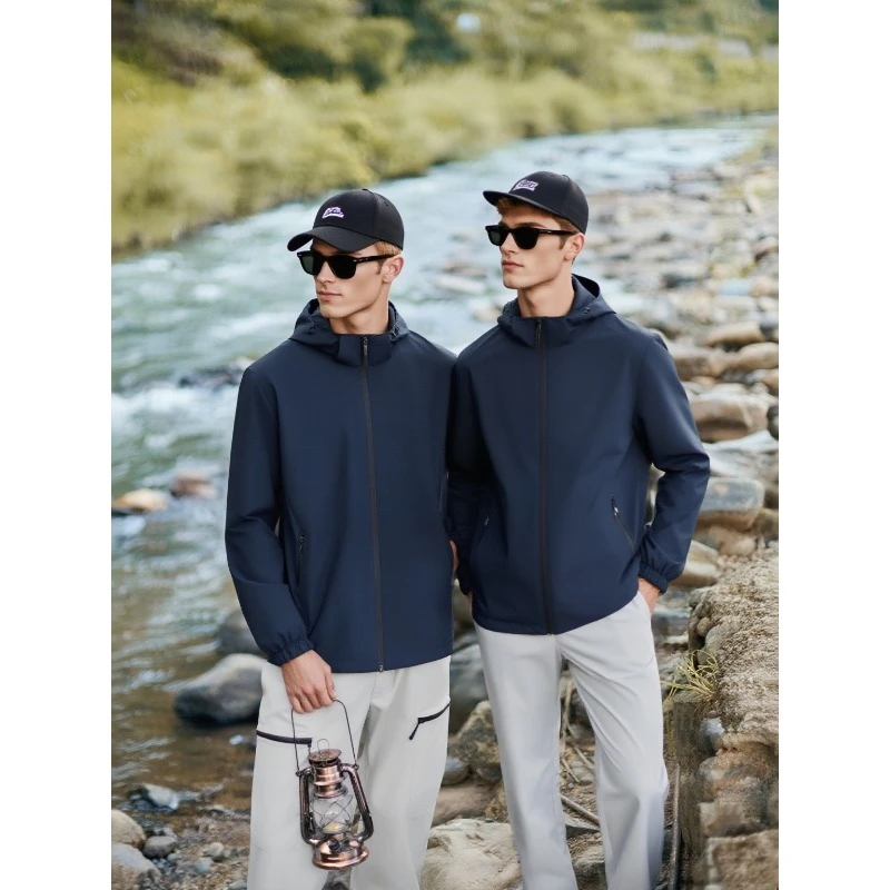 

The Latest Men's and Women's Outdoor Hoodie Jacket Spring and Autumn Light Breathable Casual Hiking Pocket Design Coat