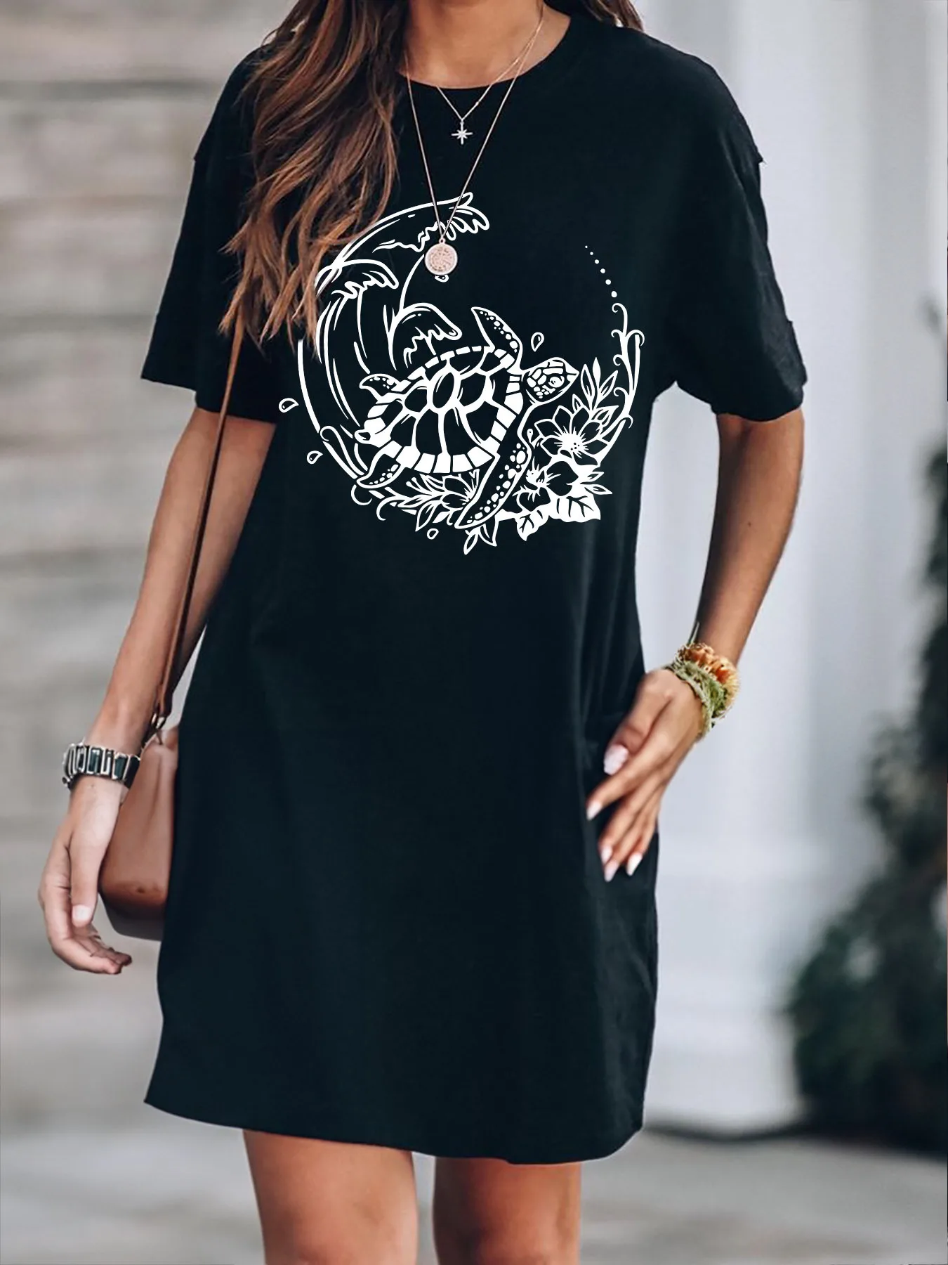 

Женское платье-футболка с круглым вырезом и принтом черепахи больших размеров, повседневное платье с короткими рукавами на лето, женская дышащая свободная одежда