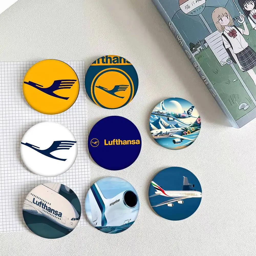 Classic Airline Lufthansa Cartoon Style Badge Brooches On Backpack Decoration Round Enamel Pins For Accessorys