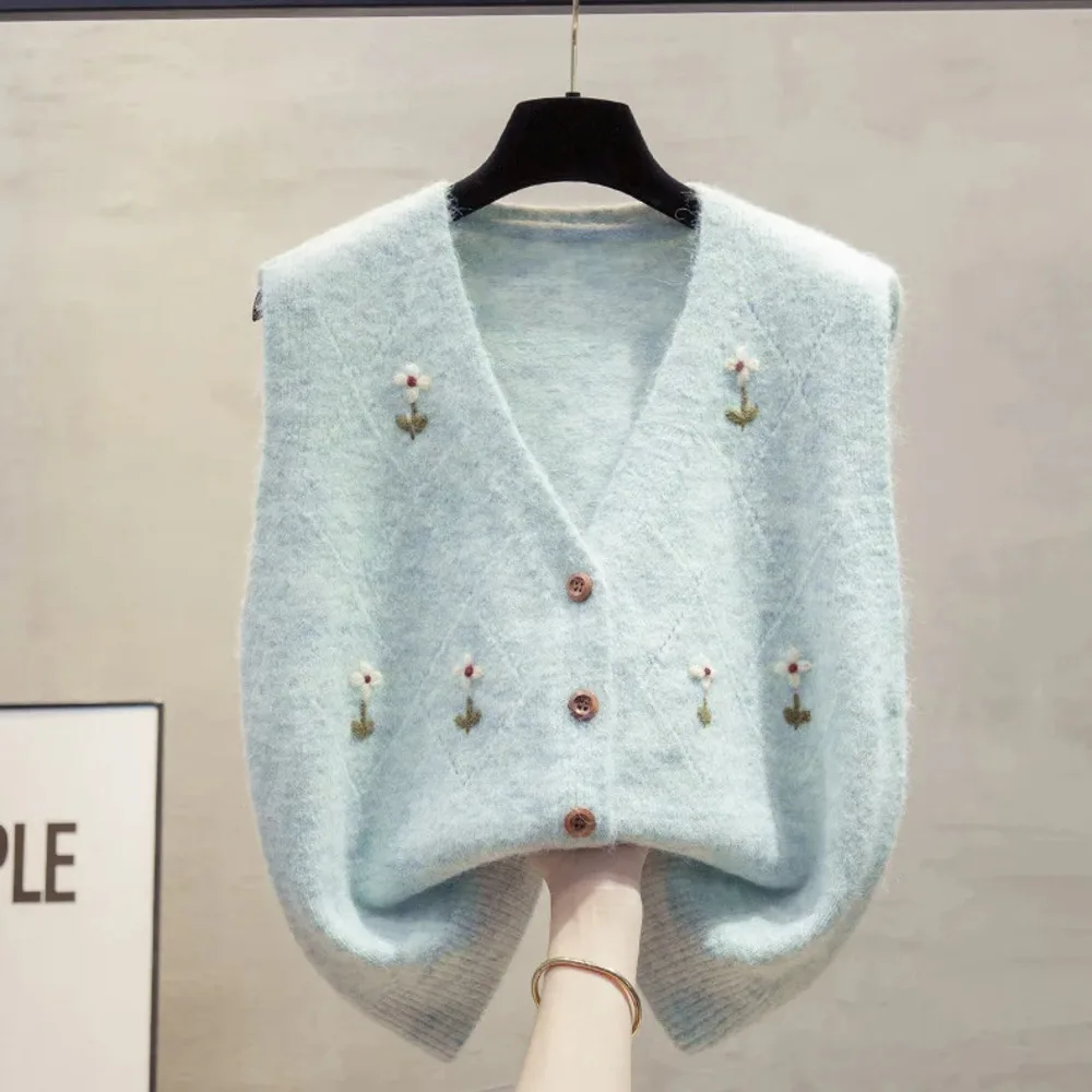 

2025 Women Sweater Vest fashion sleeveless knitted top