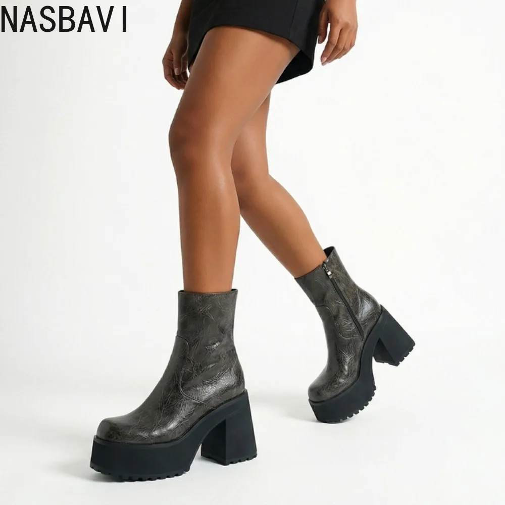 Women New Fashion Short Boots Woman Sexy PU Leather Round Toe Punk Chunky Platform Zipper Gothic Thick Soled Ankle Boots 35-44