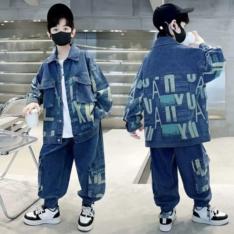 

Детский комплект, детские джинсовые куртки, джинсовый костюм для мальчиков, весенне-осенний комплект 2023, новый стиль, детская куртка в западном стиле для мальчиков