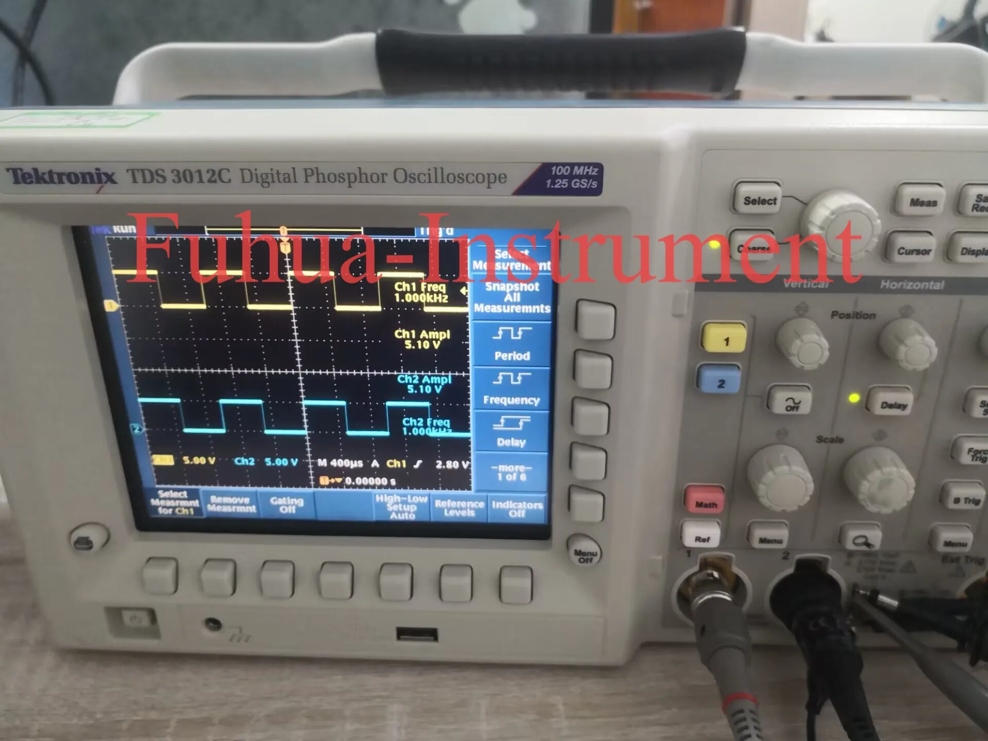 Tektronix TDS3012C Digital Phosphor Oscilloscope  100MHz 1.25 GS/s